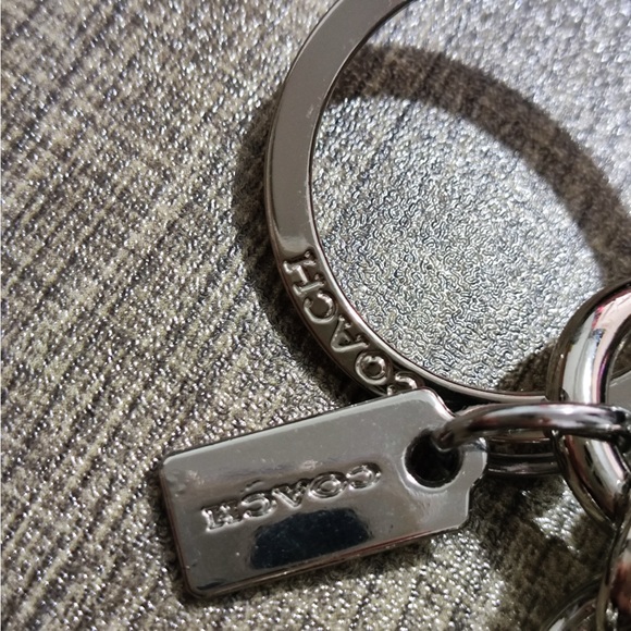 Coach Glitter Bow Keychain Charm - Picture 8 of 9